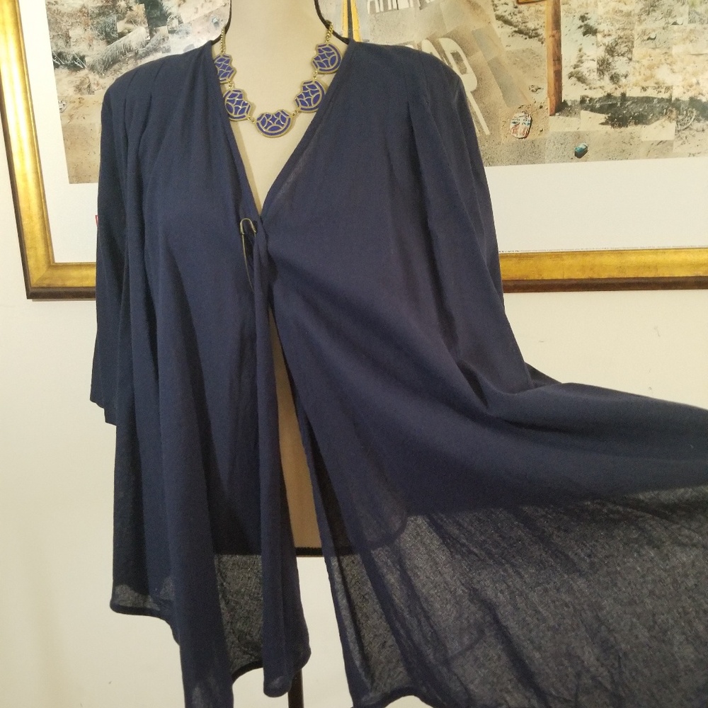 Courage B.Navy Blue Hi Low Cardigan Size M. NWT